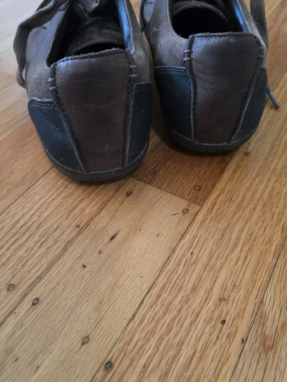 Clarks - Picture 4 of 12